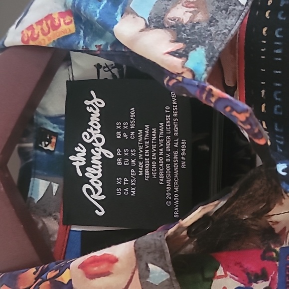 Authentic Rolling Stones Button Up Shirt - Picture 2 of 6